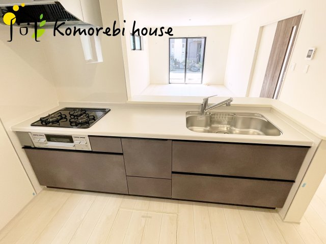 さいたま市西区佐知川　第２　新築一戸建て　リーブルガーデン　03のキッチン|使いやすいキッチンです