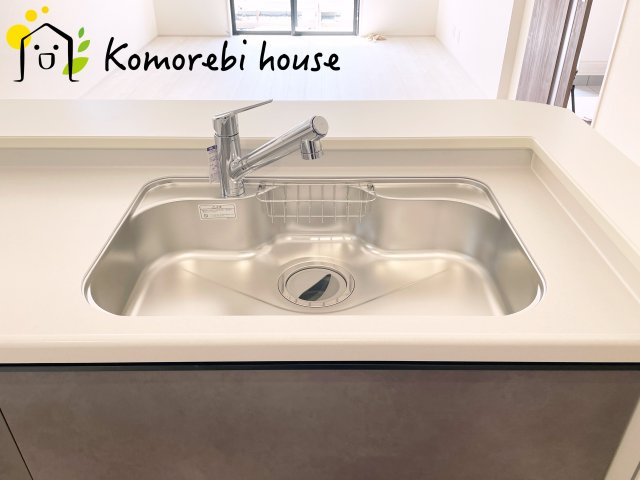 さいたま市西区佐知川　第２　新築一戸建て　リーブルガーデン　03のキッチン|きれいなキッチンです