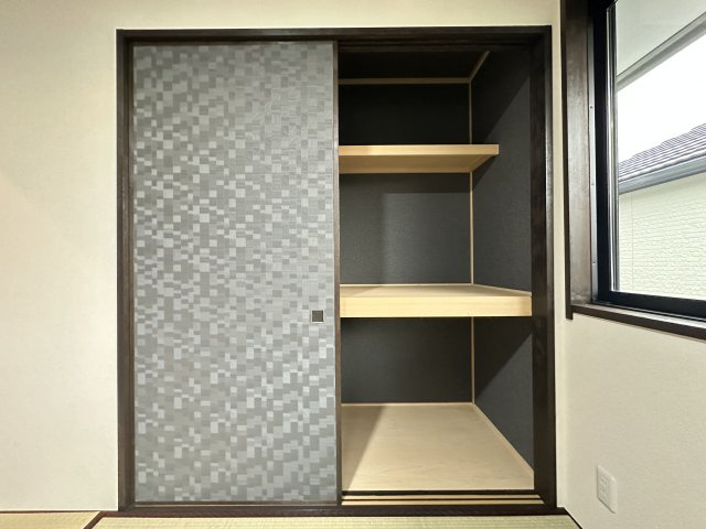 神戸市西区桜が丘東町6丁目戸建の収納