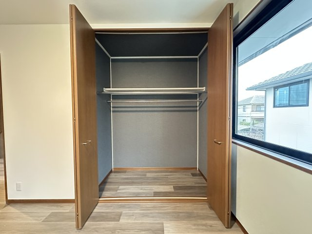 神戸市西区桜が丘東町6丁目戸建の収納