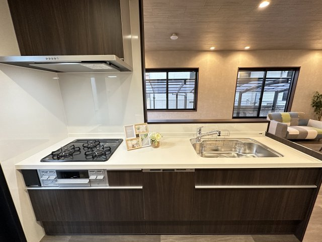 神戸市西区桜が丘東町6丁目戸建のキッチン