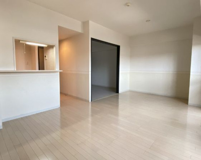 【居間・リビング】 | コウジーコート | ゆったり過ごせる居間です