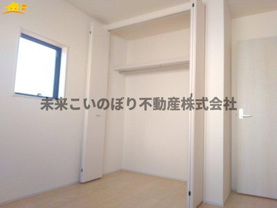 【収納】 | Livele Fine加須市南大桑3号棟 | 各居室には十分な収納スペースを確保。お部屋全体を広々と使うことができます。