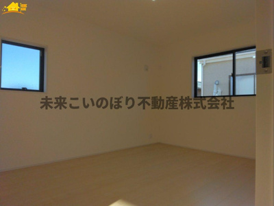 【寝室】 | Livele Fine加須市南大桑3号棟 | 主寝室は大型ベッドもラクラク設置できます♪ゆとりある動線も確保でき、ゆったりとお寛ぎいただけます♪