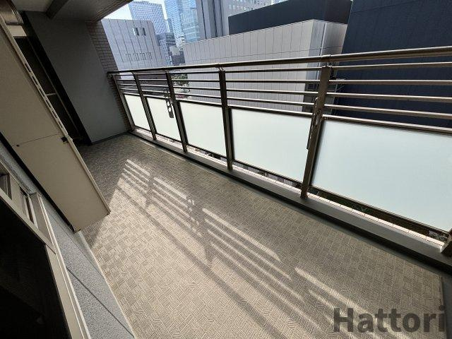 ウエリス・ジオ梅田レジデンスのバルコニー