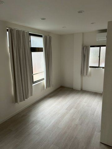 稲葉ビルの居間・リビング