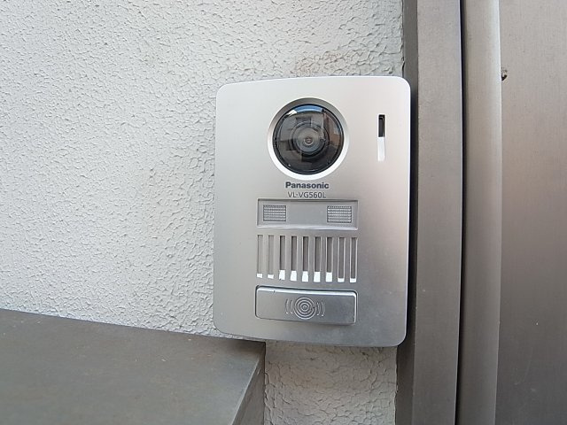 真野町貸家のセキュリティ|録画機能付きモニターフォンを完備