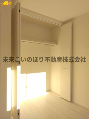 【収納】 | Livele Fine加須市南大桑5号棟 | 各居室には十分な収納スペースを確保。お部屋全体を広々と使うことができます。