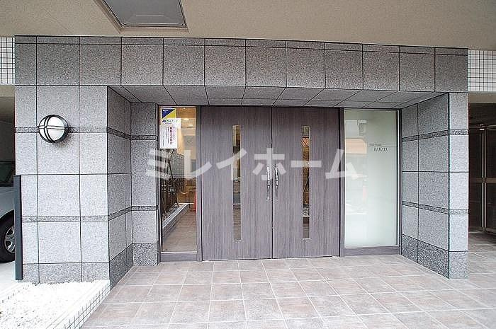 ステージグランデ蒲田のエントランス