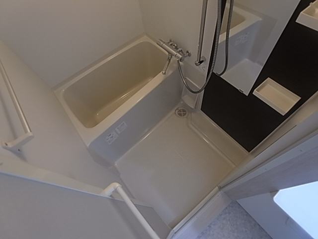 神戸市須磨区妙法寺字大津江の賃貸マンションの浴室|バスルーム