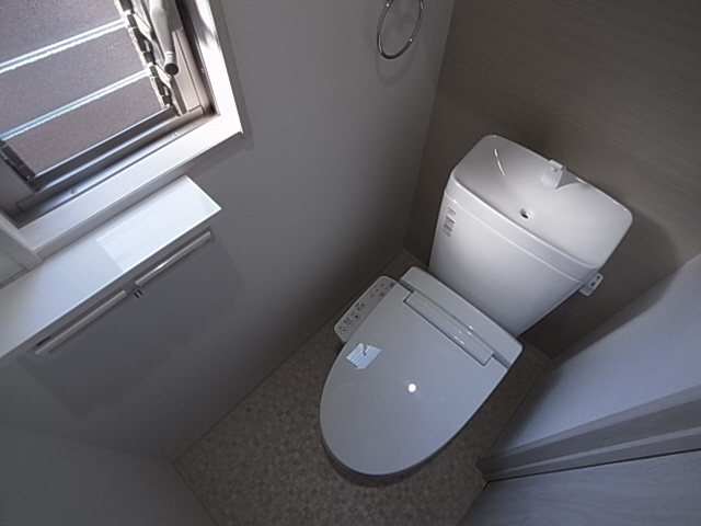 神戸市須磨区妙法寺字大津江の賃貸マンションのトイレ|ウォシュレット