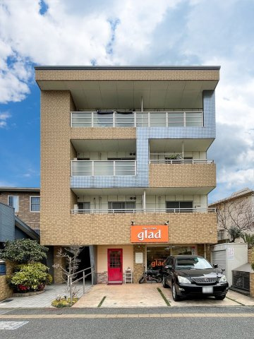 スプリーム茶山駅前