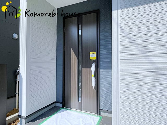 さいたま市西区佐知川　第２　新築一戸建て　リーブルガーデン　04の玄関|26.4.11撮影済み