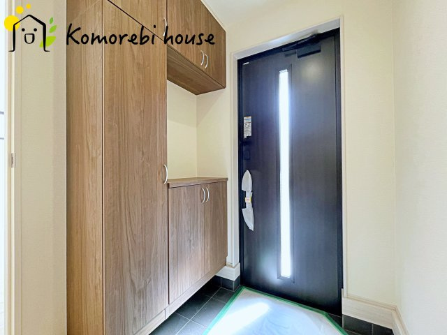 さいたま市西区佐知川　第２　新築一戸建て　リーブルガーデン　04の玄関|26.4.11撮影済み