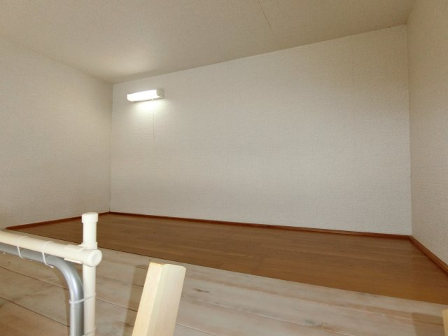 【寝室】 | マーブルパレス国立Ⅱ | 寝室にもなるロフトスペース。（※参考写真）