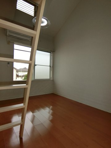 【洋室】 | マーブルパレス国立Ⅱ | 天井高い居室です。（※参考写真）