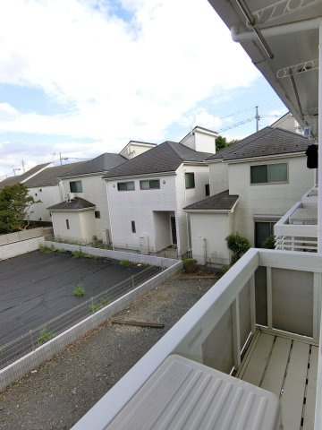 【その他】 | マーブルパレス国立Ⅱ | 陽のよくあたるフラワーボックス。（※参考写真）