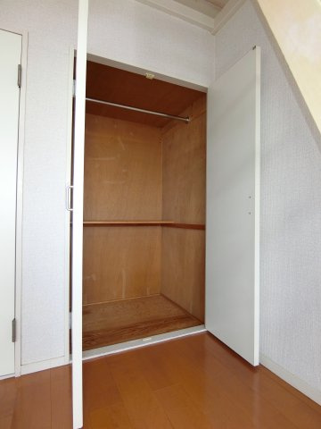 【収納】 | マーブルパレス国立Ⅱ | クローゼットタイプの収納スペース。（※参考写真）