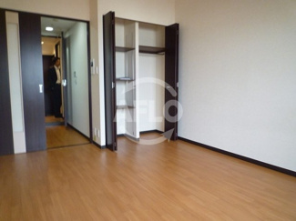 【寝室】 | FRENCIA NOIE 難波南 | フレンシアノイエ難波南　洋室