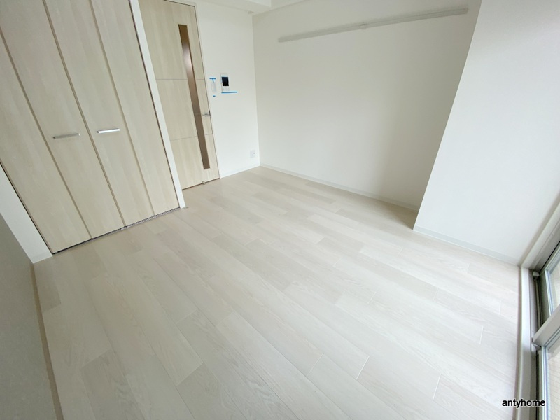 AKASHI ENTERPRISE 仲介手数料無料の居間・リビング