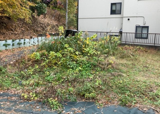 【外観】 | 土地の面積＝住宅面積ではありません。建ぺい率の問題などで、土地のある場所によって住宅を建てられる面積は限られています。高さもしかり、「土地」という言葉の中には、建築条件も含まれると考えておきましょう。