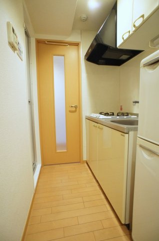 スカイコート日本橋第5の玄関