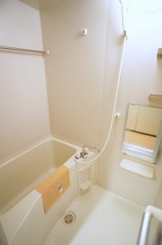 スカイコート日本橋第5の浴室