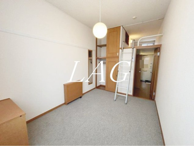 【居間・リビング】 | Palace上峰 | 洋室のお部屋です。