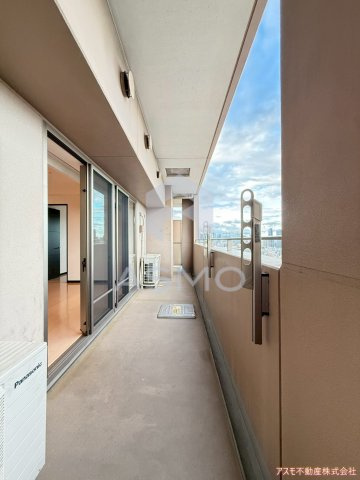 【バルコニー】