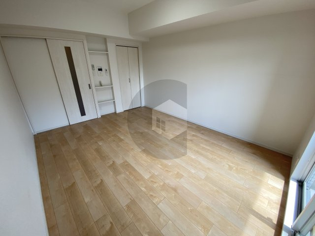 フォレストグレイス高井田1の洋室