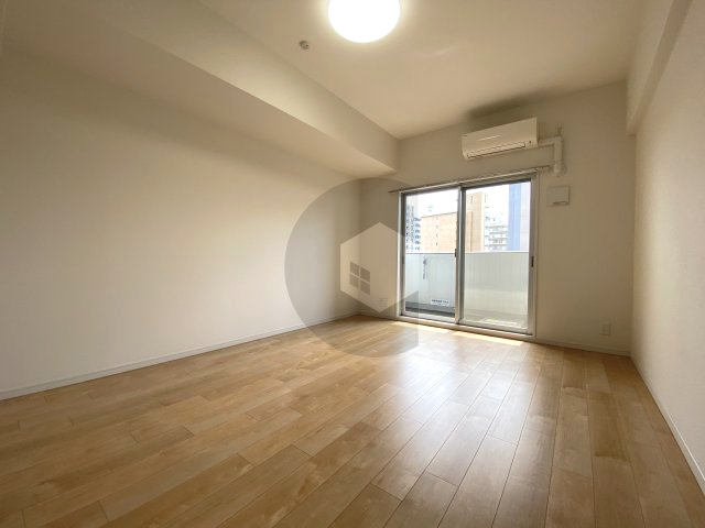 フォレストグレイス高井田1の居間・リビング