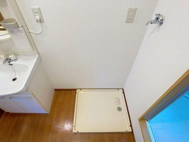 フローラ四月田　Ａ棟の洗面所|現況が相違する場合は現況を優… 