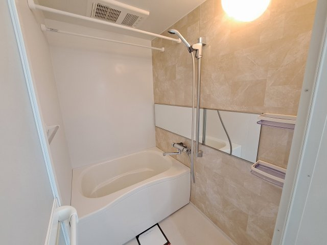 アイビーハイツの浴室