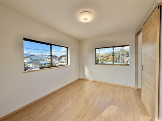 【洋室】 | 甲府市下鍛冶屋町　中古戸建　内外装フルリフォーム