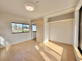 【洋室】 | 甲府市下鍛冶屋町　中古戸建　内外装フルリフォーム