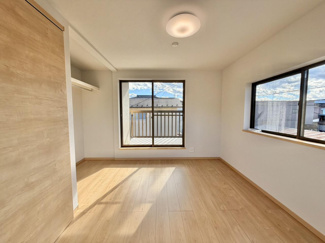 【洋室】 | 甲府市下鍛冶屋町　中古戸建　内外装フルリフォーム