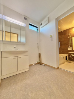 【駐車場】 | 甲府市下鍛冶屋町　中古戸建　内外装フルリフォーム