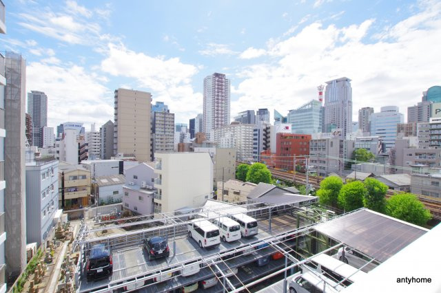 ロイヤルレジデンス北梅田　仲介手数料無料のバルコニー