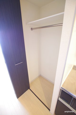 ロイヤルレジデンス北梅田　仲介手数料無料の収納