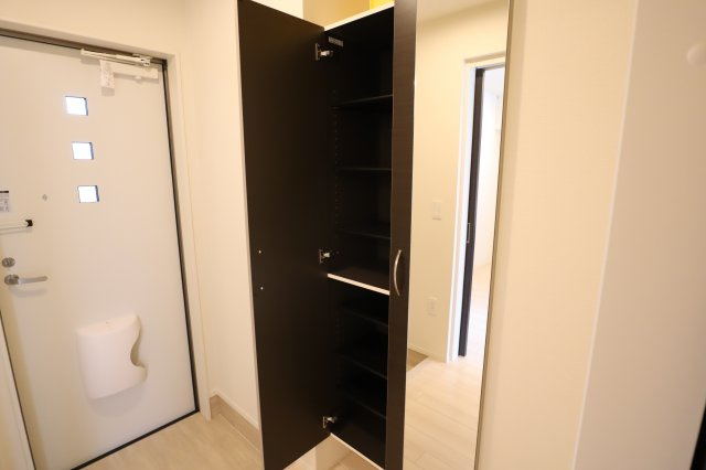 アンソレイエ橿原の玄関