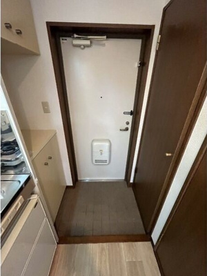 【玄関】 | 新大阪プライマリーワン