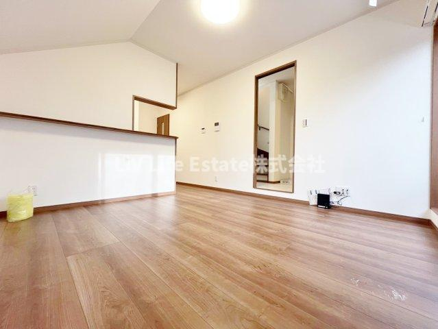 サンライズ国立ＩＩの居間・リビング