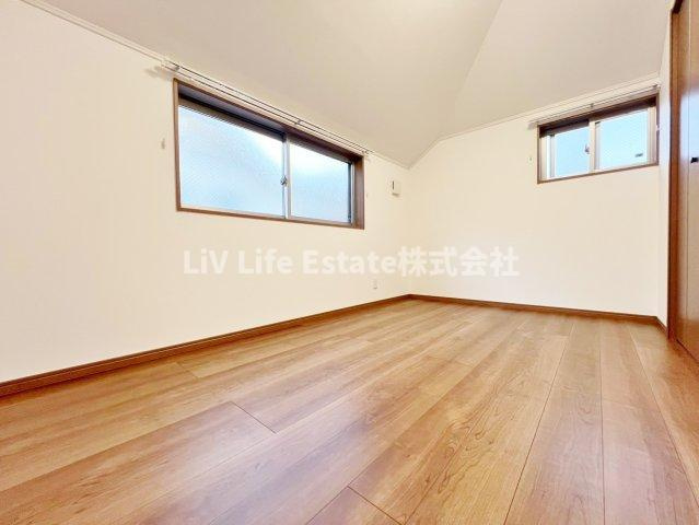 サンライズ国立ＩＩの洋室