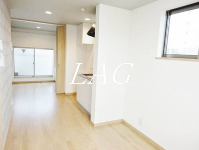 【居間・リビング】 | ソフィア鶴川 | 洋室のお部屋です。