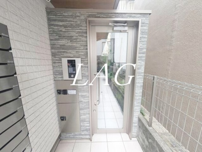 【エントランス】 | アザーレ・バモス読売ランド前 | エントランスです。