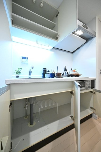 ラ・シード横浜藤が丘のキッチン|※家具・小物等はイメージです※