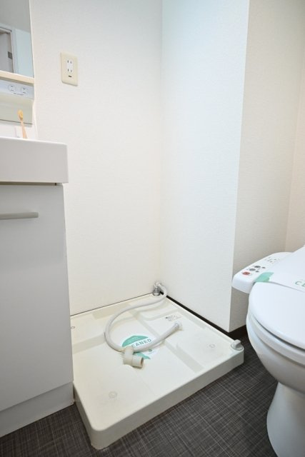 ラ・シード横浜藤が丘の設備|室内洗濯機置場/※家具・小物等はイメージです※