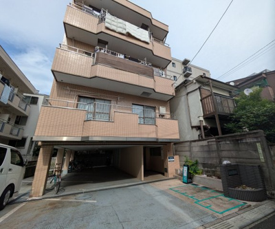 【外観】 | スタンツァメグミ