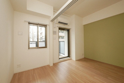 【洋室】 | アプリーレ西本町 | 明るい洋室です
