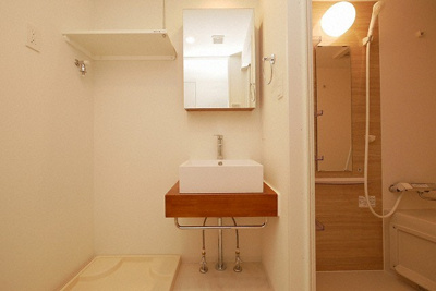 【洗面所】 | アプリーレ西本町 | 忙しい朝には欠かせない洗面所です